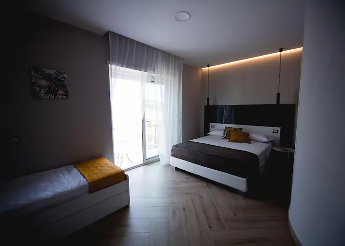 Artemisia Nocleg ze śniadaniem 4*